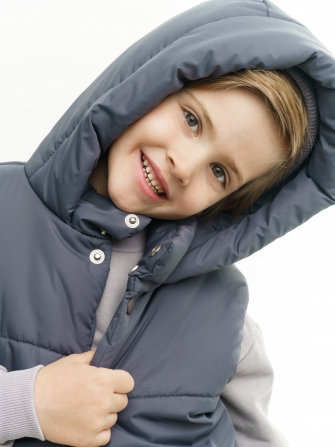 LF kids, жилет демисезонный с капюшоном, цвет графит