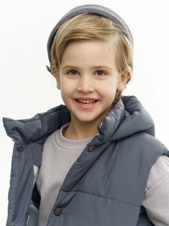 LF kids, жилет демисезонный с капюшоном, цвет графит